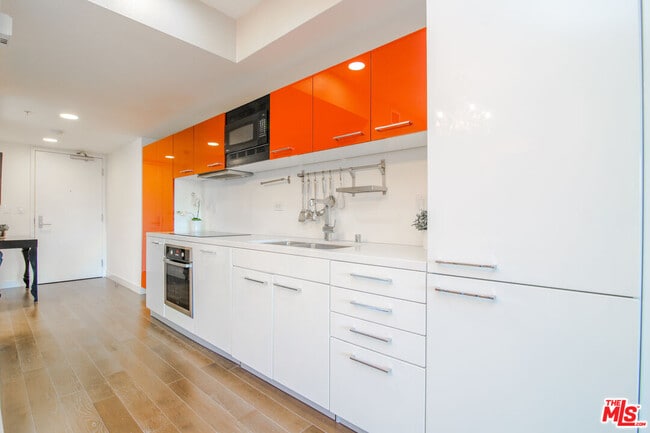 Photo - 901 Flower St Unit 502