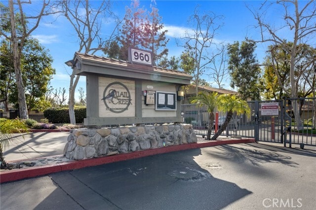 Photo - 960 E Bonita Ave