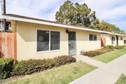 Photo - 425 Ojai Rd Apartment Unit E