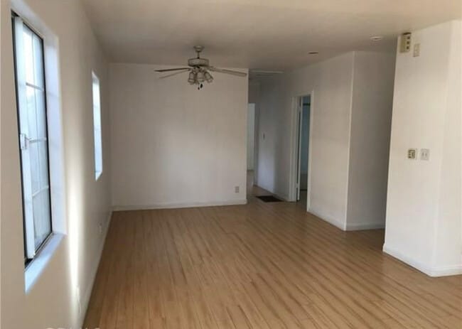 Photo - 1182 N Kingsley Dr