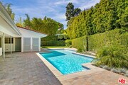Photo - 650 N Tigertail Rd House