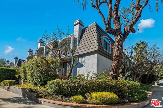 Photo - 8105 Redlands St Unit 103