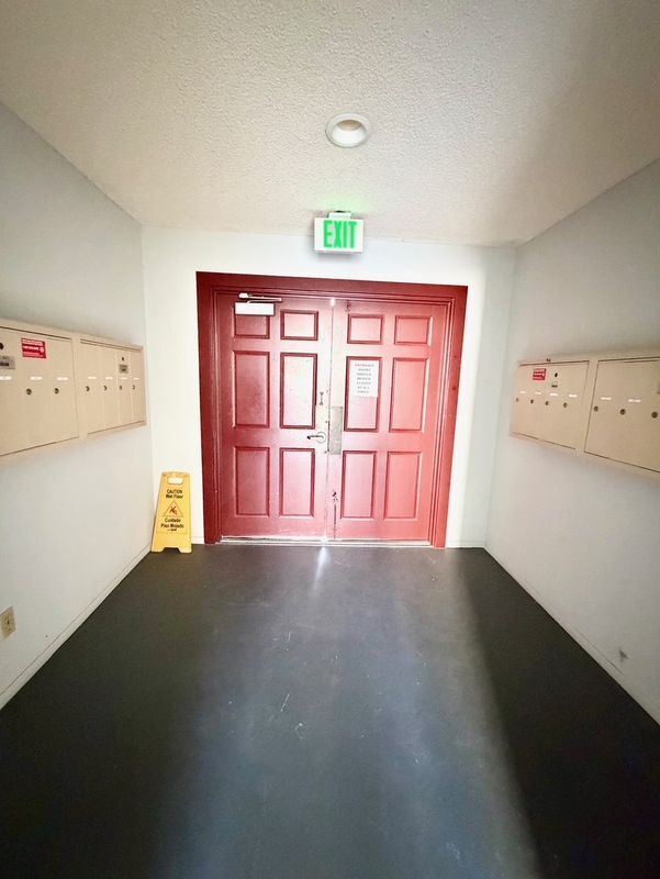 Photo - 941 Elm Ave Unit apt 9