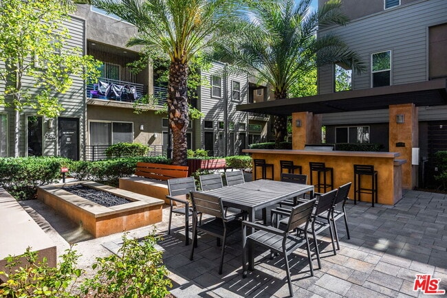 Photo - 746 Farrier Wy