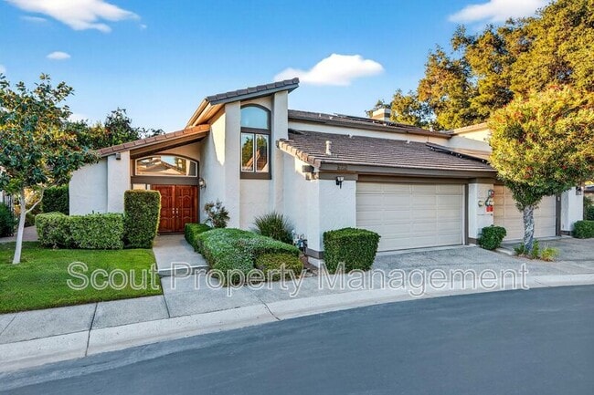 Building Photo - 38285 Oaktree Loop