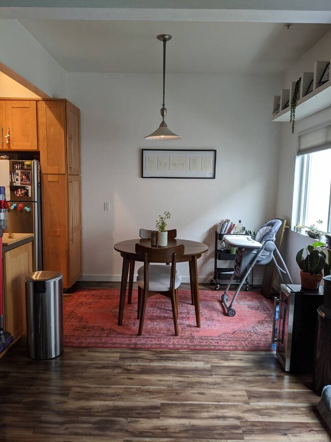 Dining Area - 9808 Regent St Unit 4