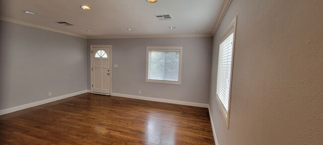 Building Photo - 17565 Bullock St