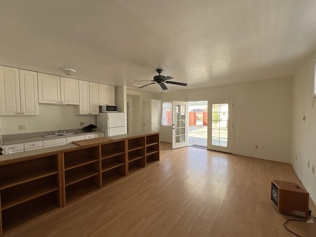 Photo - 35458 1/2 80TH ST E.