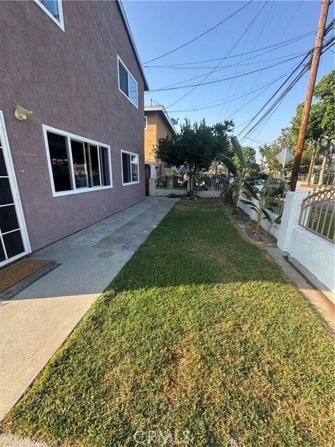 Photo - 6831 Toler Ave Townhome