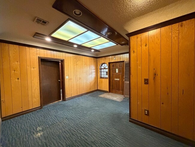 Photo - 3BEDROOM 1 BATHROOM COMMERCIAL PROPERTY