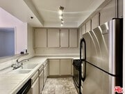 Photo - 8614 Burton Wy Unit 205