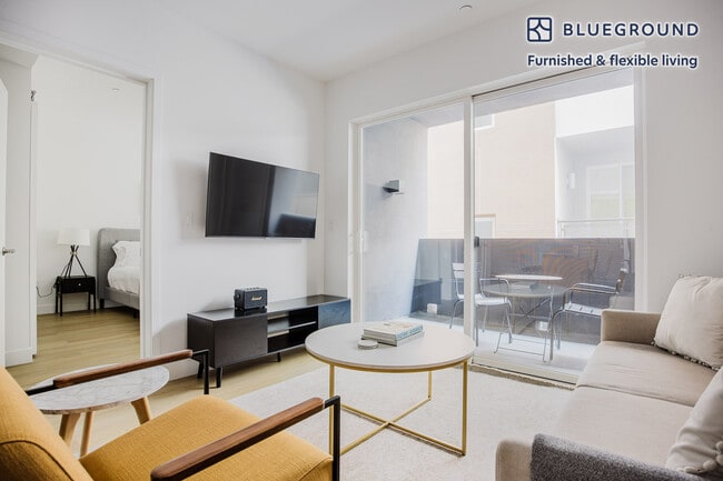 Photo - 1130 N Orange Dr Unit FL2-ID1303