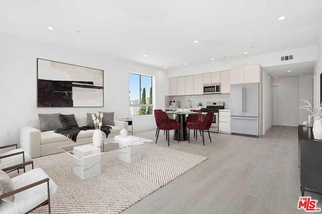 Photo - 11727 Kiowa Ave Condo Unit 101