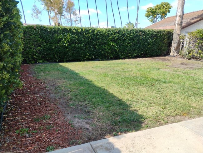 Photo - Like new 4 BR/3 Full Baths