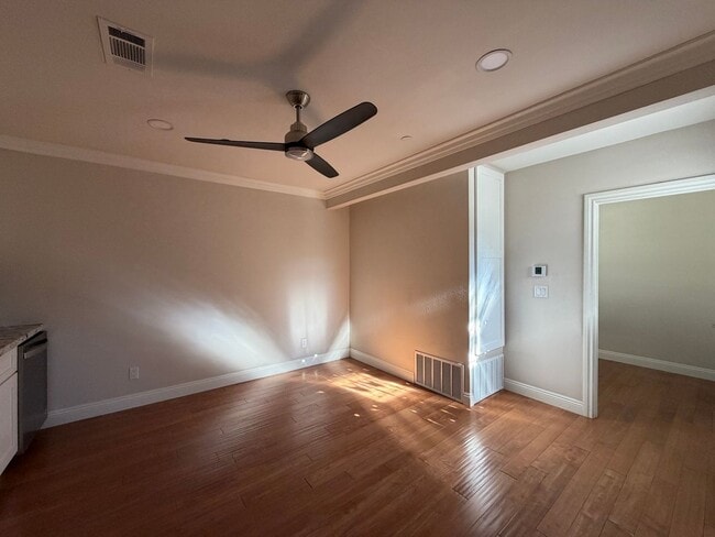 Photo - 25461 Cole St Unit 3