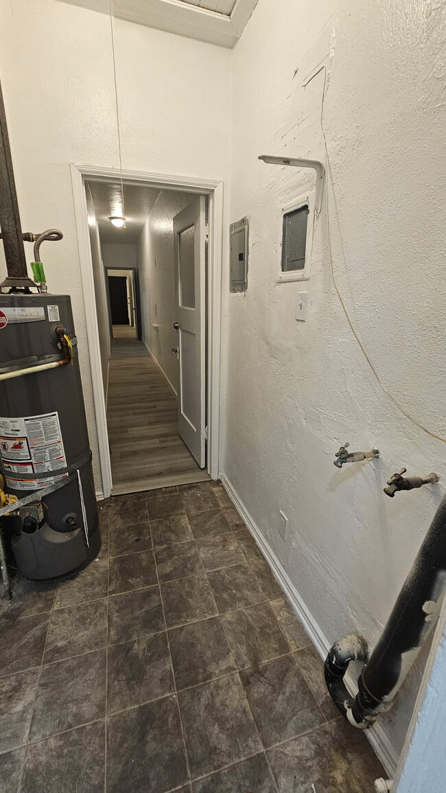 Photo - 1219 1/2 W 62nd St Unit 1219 1/2 upper