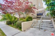 Photo - 1034 S Shenandoah St Apartment Unit 1