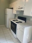kitchen - 3741 Westwodl blvd Apartments