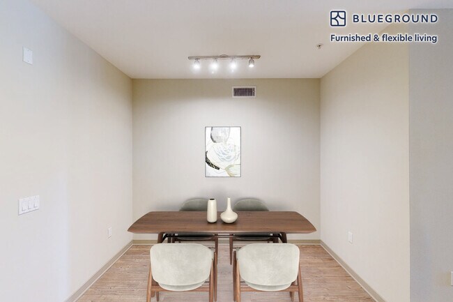 Photo - 121 E. Route 66-SI FL3-ID8105A Unit SI FL3-ID8105A