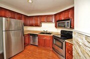 Photo - Immaculate Upper End 1 Bed 1 Bath Condo in... Unit 4