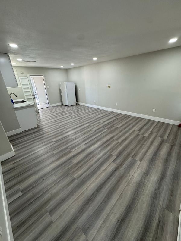 Photo - 251 Juniper St Unit B