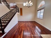 Photo - 1730 W Buxton St
