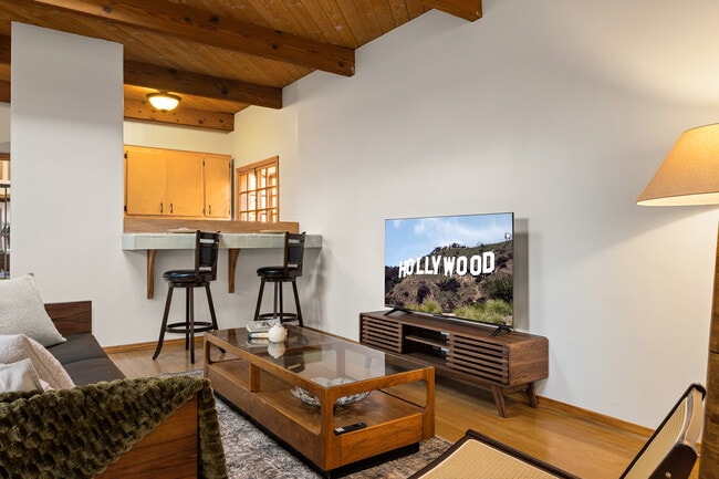 Photo - 3034 Valevista Trl