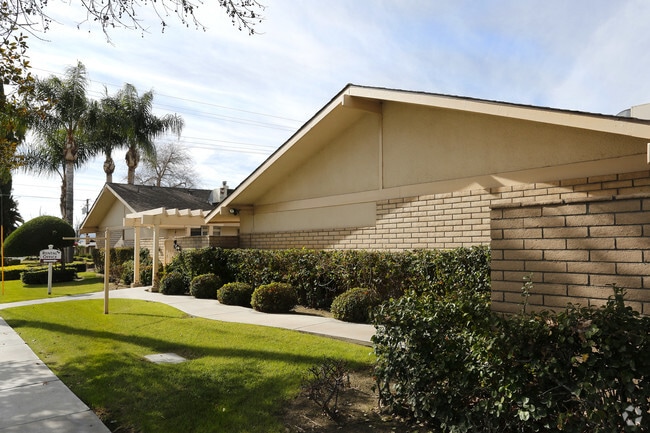 Photo - Catalina Gardens 62+ Senior Apartments