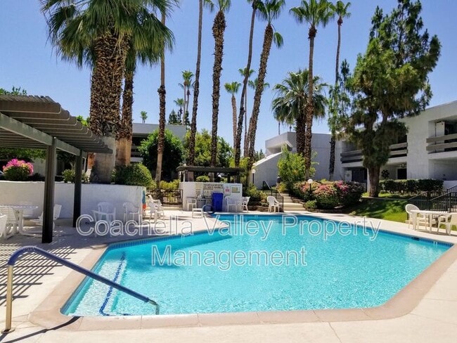 Photo - 5285 E Waverly Dr Unit 107
