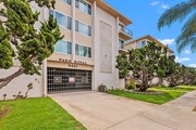 Photo - Beautiful & Spacious 1BD/1BA Condo - Walk ...