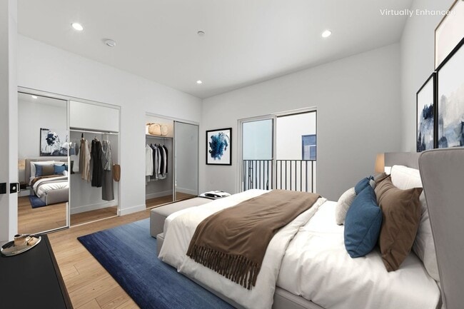 Photo - 1376 Edgecliffe Dr Unit 1376 Edgecliffe Drive