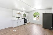 Photo - 19179 Monterey St