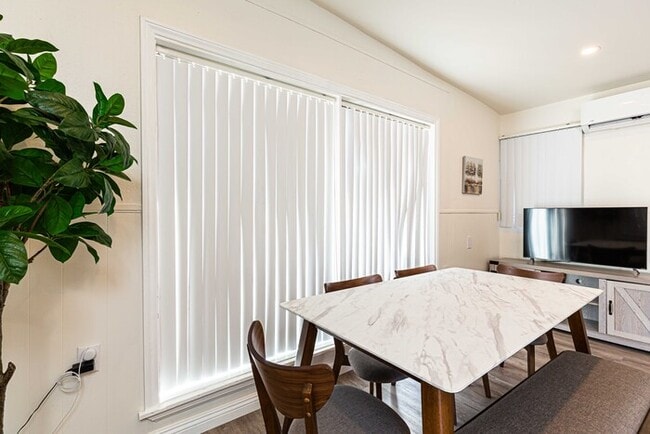 Photo - Month to Month Fully Furnished 2B/1B for rent