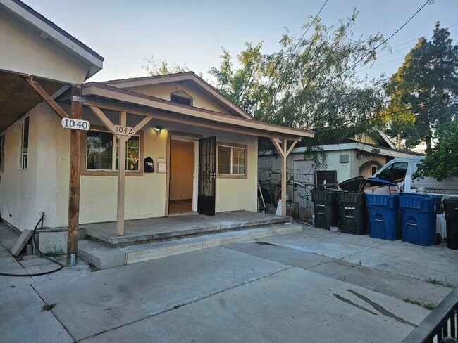 Photo - 1042 Hollister St Unit 2