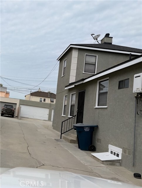 Photo - 15717 Brighton Ave Apartment