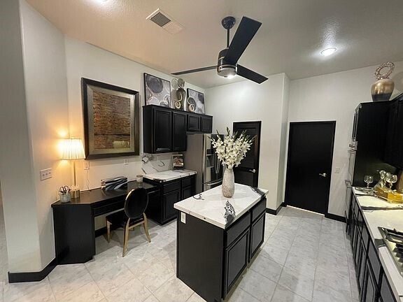 Photo - 122 Kavenish Dr