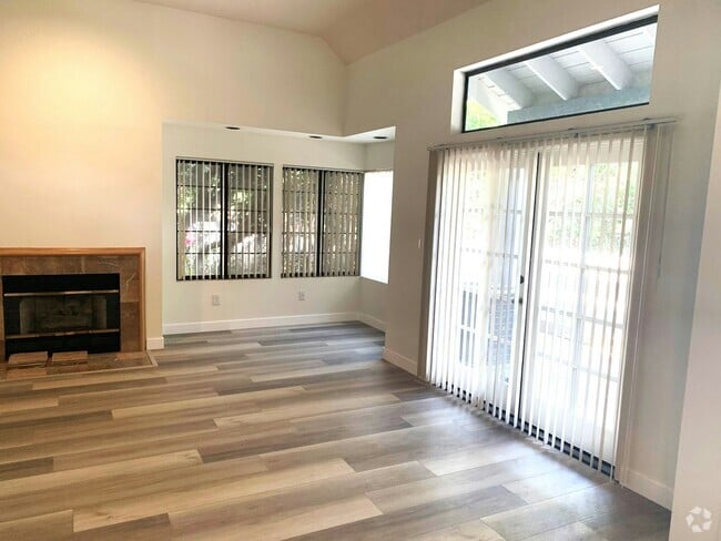 Building Photo - 8254 Avenida Navidad Rental