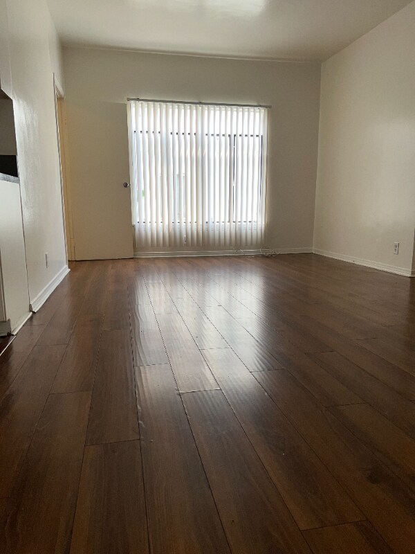 Building Photo - 615 Normandie Ave Unit 35 Rental