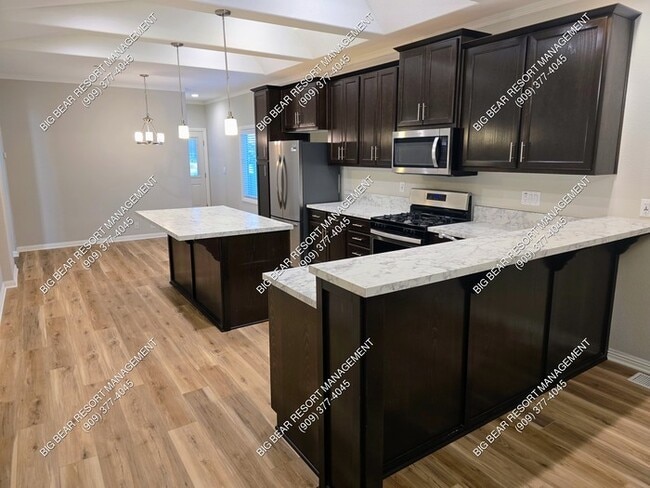 Photo - 305 W Sherwood Blvd