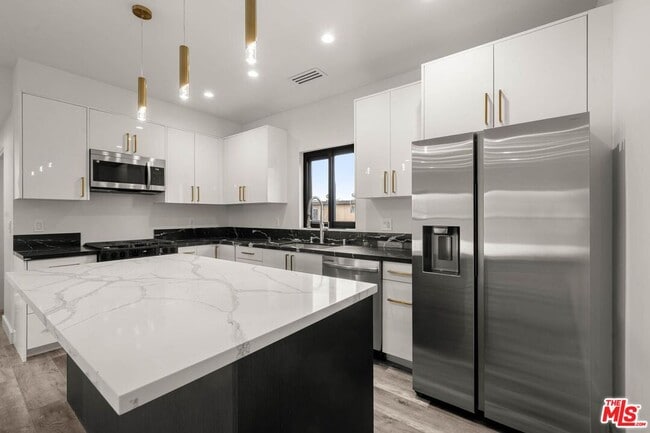 Photo - 1920 S Sherbourne Dr Unit 1920