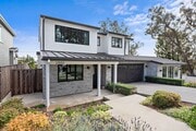 Photo - Modern Coastal Lease in Top of the World