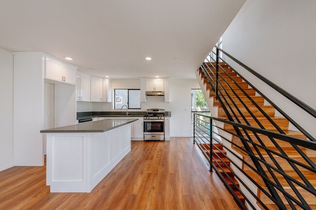 Photo - 11508 Emelita St Unit #11510