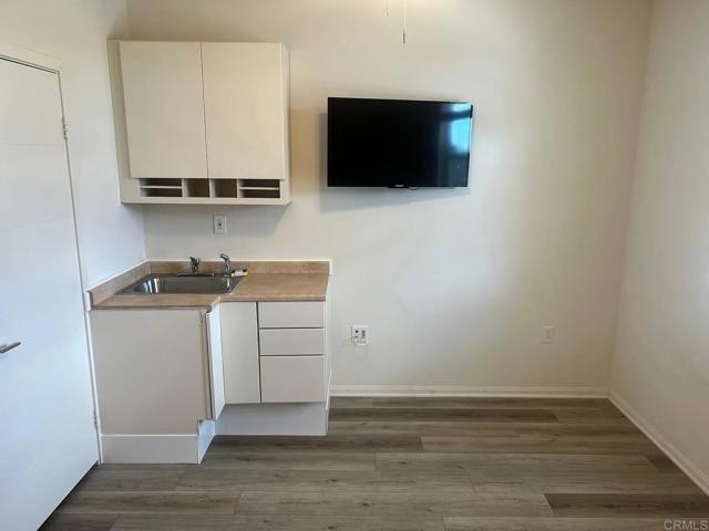 Photo - 2034 Luzon Ln