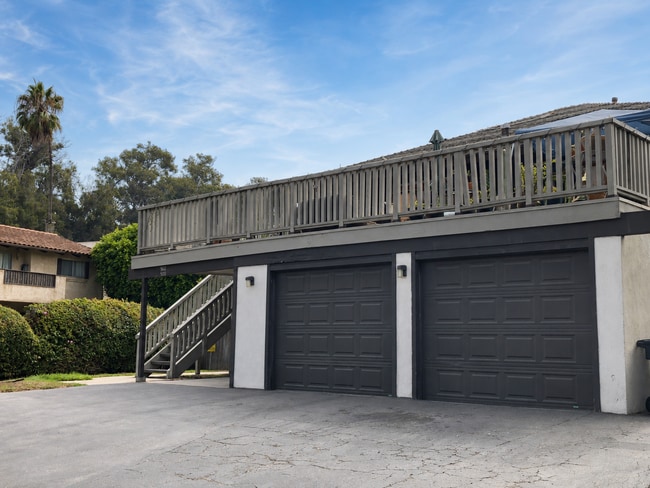 Building Photo - 900penin Unit 902