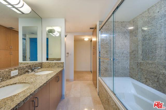 Photo - 13700 Marina Pointe Dr Condo Unit 1026