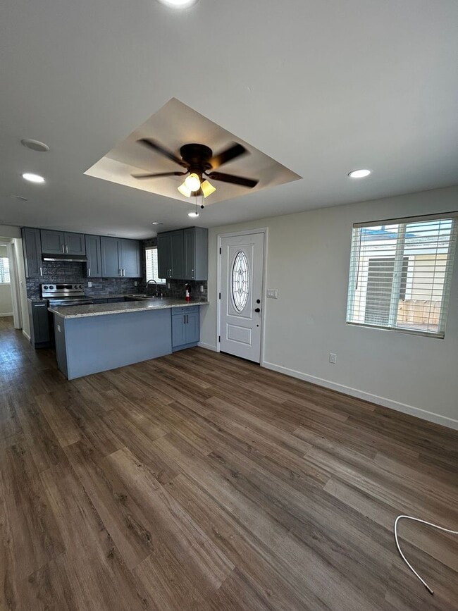 Photo - 2764 Wilma St