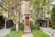 Photo - 839 S Holt Ave Townhome