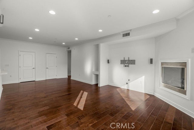 Photo - 11504 Moorpark St