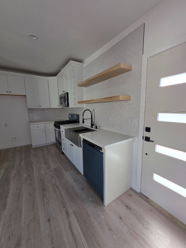 Building Photo - 2895 Canal Ave