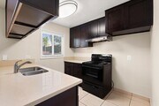 Photo - Melrose Manor Apartments - Riverside, CA